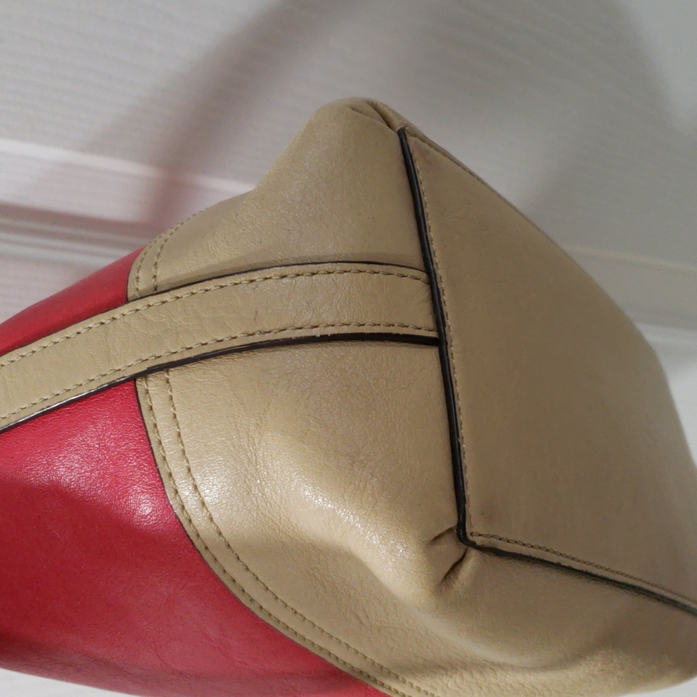 Coach Two-Tone Pink & Tan Leather Hobo Bag – Stylish Shoulder Purse - 11"x8"x4" - Picture 9 of 12